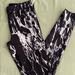 Black Marble Leggings